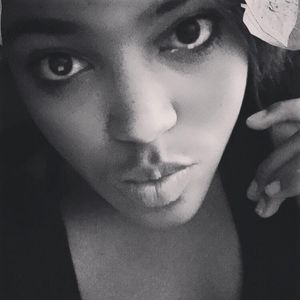 Meet your Posher, Kimberlee